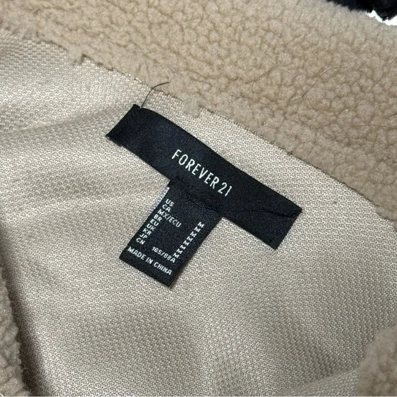 FOREVER21 Cozy Tan Sherpa Shacket - Picture 5 of 5